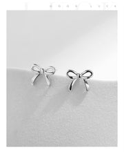 Load image into Gallery viewer, pendientes de plata de ley 925 con forma de lazo para mujer