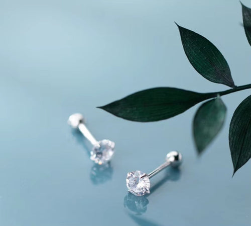 pendientes de tuerca de circonia AAA deslumbrantes para mujer