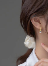 Load image into Gallery viewer, pendientes minimalistas de empalme para mujer