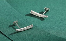 Load image into Gallery viewer, pendientes minimalistas de Plata de Ley 925 para mujer