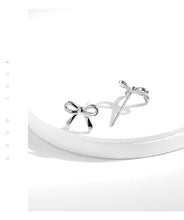 Load image into Gallery viewer, pendientes de plata de ley 925 con forma de lazo para mujer