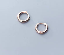 Load image into Gallery viewer, pendientes de aro minimalistas para mujer