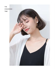 Cargar imagen en el visor de la galería, pendientes de tuerca de abeja y flor para mujer