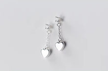 Load image into Gallery viewer, pendientes colgantes de plata de ley 2021 auténtica para mujer, aretes con borla de corazones