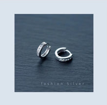 Load image into Gallery viewer, pendientes de aro de Plata de Ley 925 auténtica para mujer, aretes redondos de circonita transparente