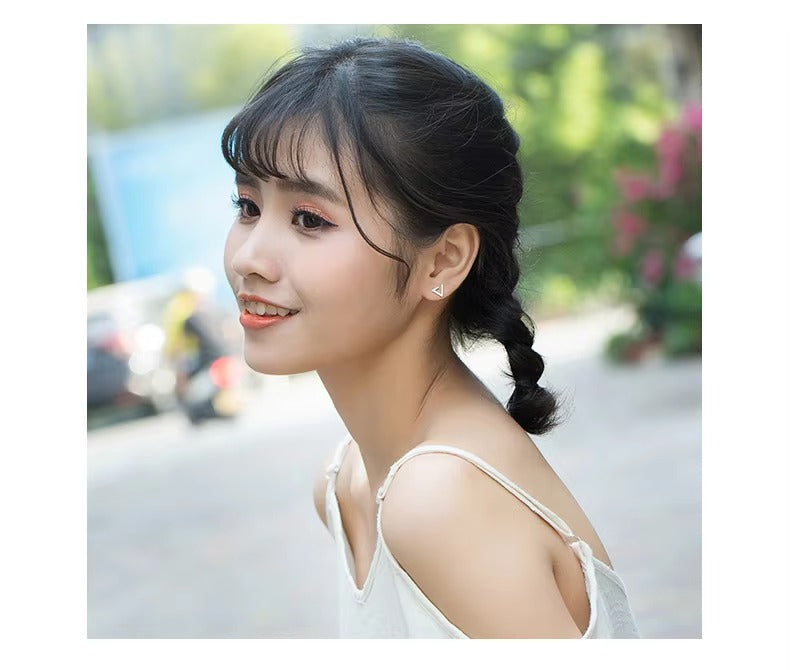 riángulo geométrico clásico Simple pequeños pendientes de perno lindo 925 Plata de Ley