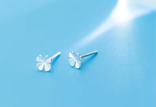 pendientes de plata de ley 925 para mujer, aretes sencillos de trébol de la suerte