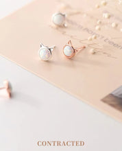 Load image into Gallery viewer, pendientes de plata de ley 925 con forma de gato, joyería fina con diseño de ópalo
