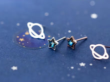 Load image into Gallery viewer, pendientes de plata de ley 925 con forma de Planeta y estrellas, joyería con cierre de tuerca