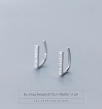 Load image into Gallery viewer, pendientes de plata de ley 925 con forma de U para mujer, joyería fina con forma de letra de circón brillante