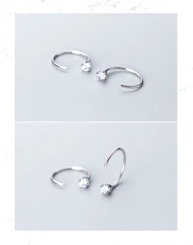 Mini pendientes de aro con forma de corona para mujer