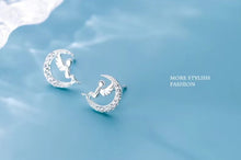Cargar imagen en el visor de la galería, pendientes de plata esterlina 925 para mujer, aretes con forma de Luna brillante de Ángel bonito
