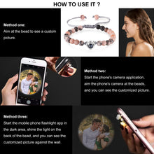 Cargar imagen en el visor de la galería, Pulsera de proyección de foto personalizada para mujer