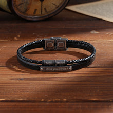 Load image into Gallery viewer, Pulsera de cuero con grabado de nombre personalizado para hombre