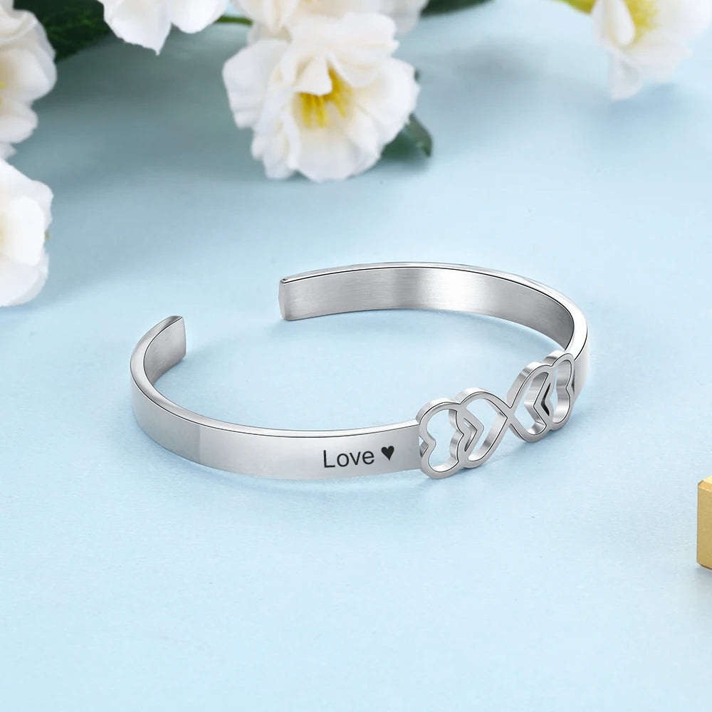 Pulseras y brazaletes personalizados con corazón de acero inoxidable para mujer