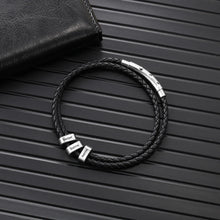 Load image into Gallery viewer, Pulsera de cuero personalizada para hombre