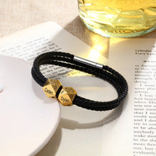 Load image into Gallery viewer, Pulsera de cuero con grabado personalizado para hombre