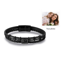 Cargar imagen en el visor de la galería, Pulsera de cuero personalizada para hombre