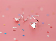 Load image into Gallery viewer, pendientes de plata de ley 925 con diseño geométrico para mujer, joyería fina con diseño de corazones bonitos