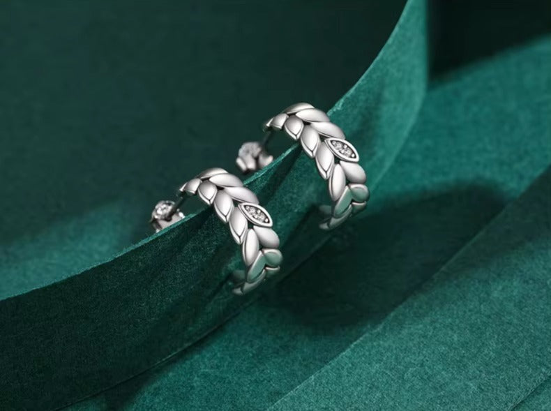 pendientes de tuerca Vintage para mujer, plata de ley 925 chapada en platino
