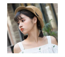 Cargar imagen en el visor de la galería, pequeños lindos pendientes de Stud de la ballena de matorral Simple dulce Plata de Ley 925