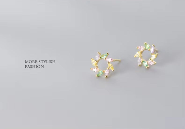 pendientes de tuerca de flor de Sol de cristal colorido para mujer