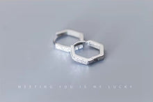 Load image into Gallery viewer, pendientes de aro con forma hexagonal para mujer, de Plata de Ley 925, CZ transparente