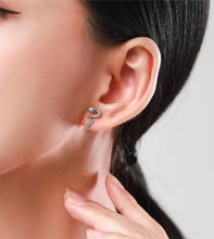 Load image into Gallery viewer, pendientes de plata de ley 100% con forma de serpiente para mujer, aretes hipoalergénicos