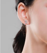 Load image into Gallery viewer, pendientes de plata de ley 925 con Circonia cúbica para mujer, aretes con diseño de personas bailando