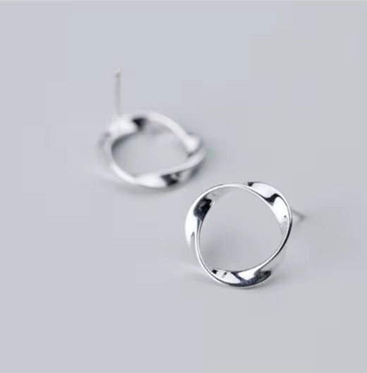 Pendientes minimalistas de Plata de Ley 925 para Mujer