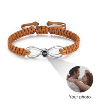 Load image into Gallery viewer, Pulsera de cadena de cuerda ajustable con proyección de foto personalizada para mujer