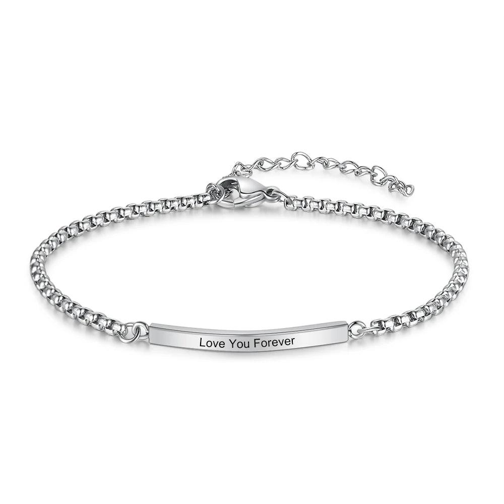 pulsera de acero inoxidable con grabado personalizado para mujer