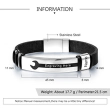 Load image into Gallery viewer, Pulsera de cuero PU negra con nombre grabado personalizado para hombre