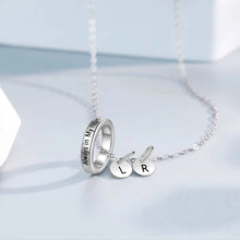 Load image into Gallery viewer, Collar con letra inicial personalizada para mujer