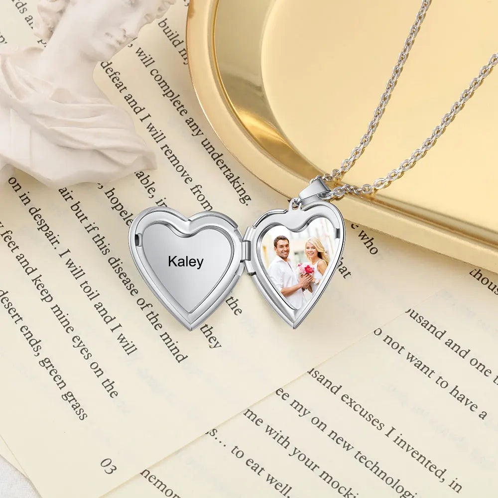 Collar personalizado de acero inoxidable con foto y corazón