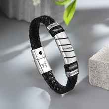 Load image into Gallery viewer, Pulsera de cuero con grabado personalizado para hombre