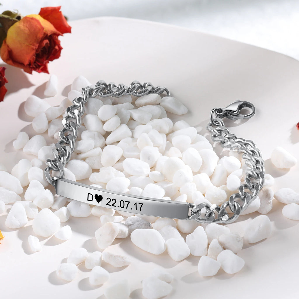 pulsera personalizada con nombre para mujer