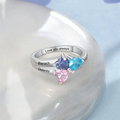 Anillo personalizado con 3 corazones de piedras de nacimiento para mujer