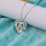 Colgante de corazón con grabado de nombre personalizado para mujer