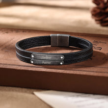 Load image into Gallery viewer, Vintage-pulsera de cuero con grabado personalizado para hombre