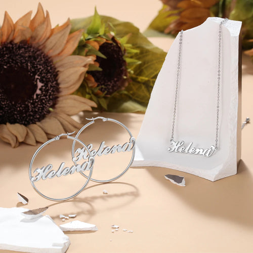 Conjunto de collar y pendientes con nombre personalizado para mujer