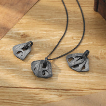 Load image into Gallery viewer, Collares de acero inoxidable con grabado personalizado para hombre