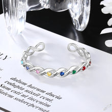 Load image into Gallery viewer, Brazalete personalizado con grabado de 8 nombres para mujer