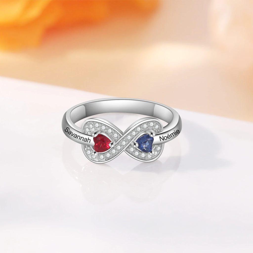 Anillo de amor infinito personalizado con piedra natal para mujer