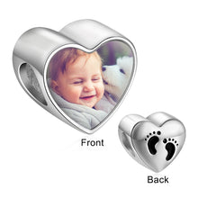 Load image into Gallery viewer, Cuentas personalizables para fabricación de joyas, abalorios con forma de corazón y pies de bebé, aptos para pulsera, collares y fotos personalizadas, (JewelOra AS101983)