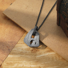 Load image into Gallery viewer, Collares de acero inoxidable con grabado personalizado para hombre