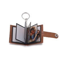 Cargar imagen en el visor de la galería, Mini llaveros de álbum de fotos personalizados para mujer