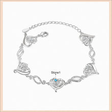 Cargar imagen en el visor de la galería, Pulsera de cadena de corazón con grabado de nombre personalizado